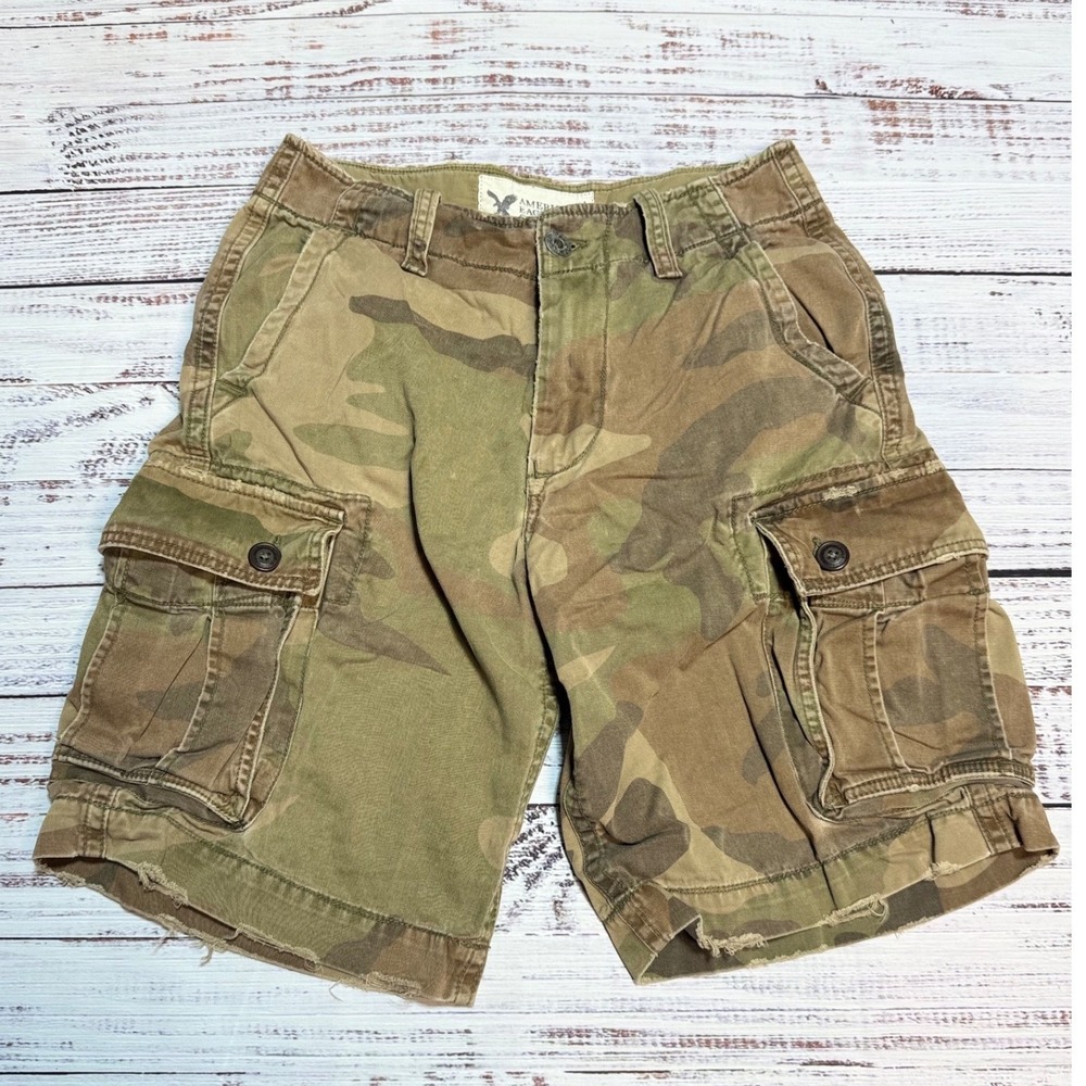 American Eagle Cargo Shorts 29 Camo actual 31 Classic Length Cotton Green Brown